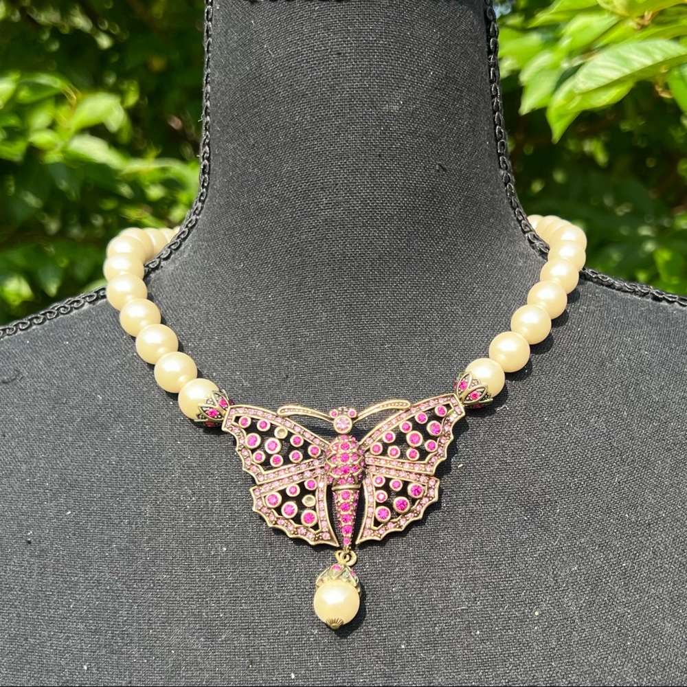 & Heidi Daus Magnificent Fuchsia &Pearl a butterfly Necklace - Picture 4 of 12